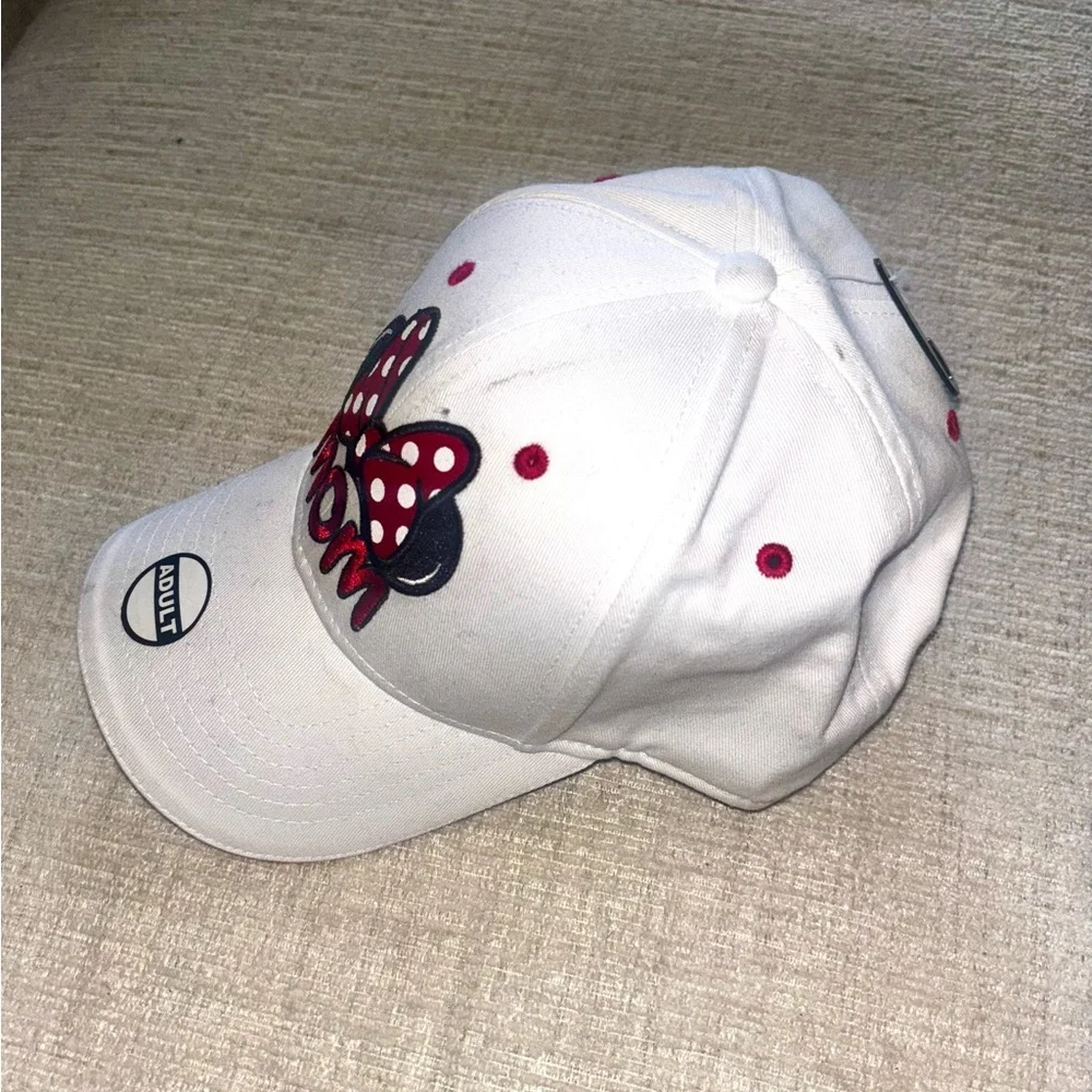 NWT Disney Minnie Mouse OS Mom Hat White Red Polka Dot Bow Disney Adult Park Day